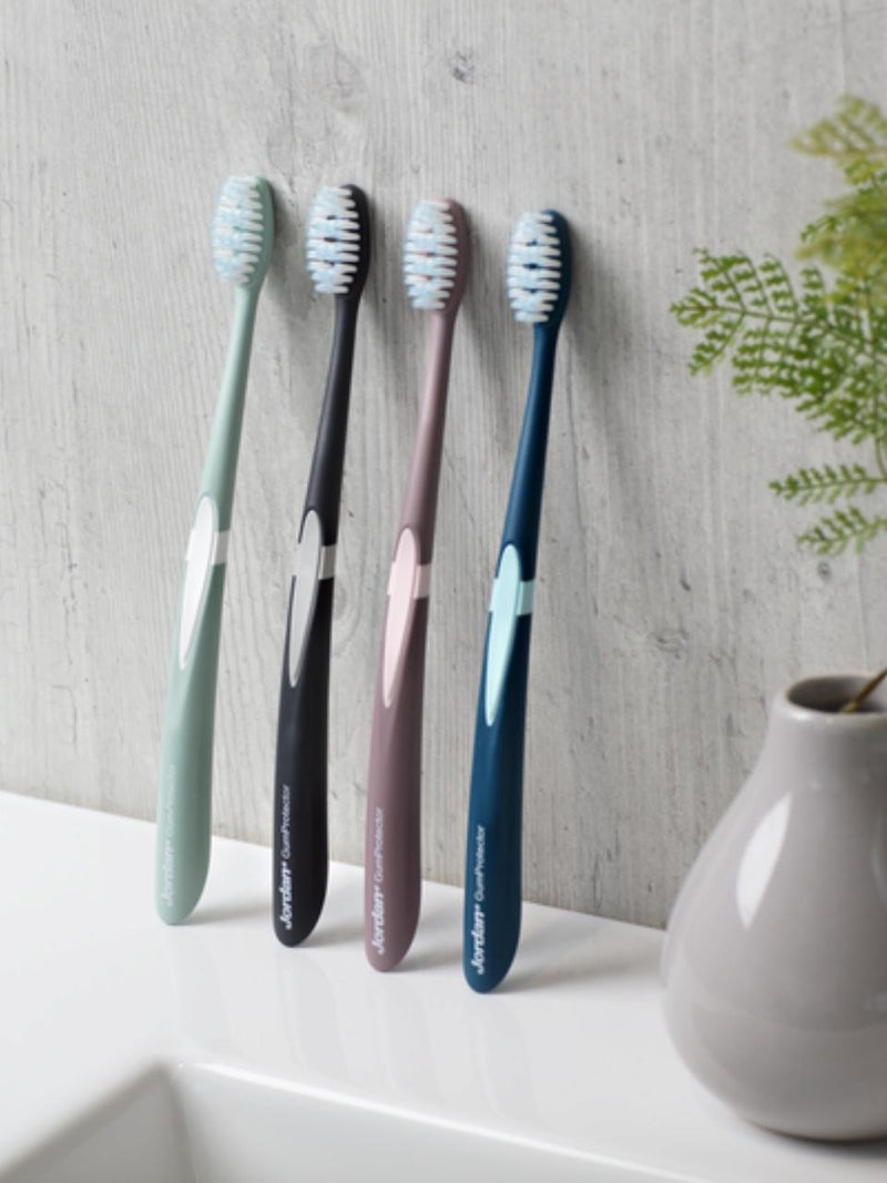 Jordan dantų šepetėlis Gum Protector minkštas su dėklu, nuotrauka Nr. 2